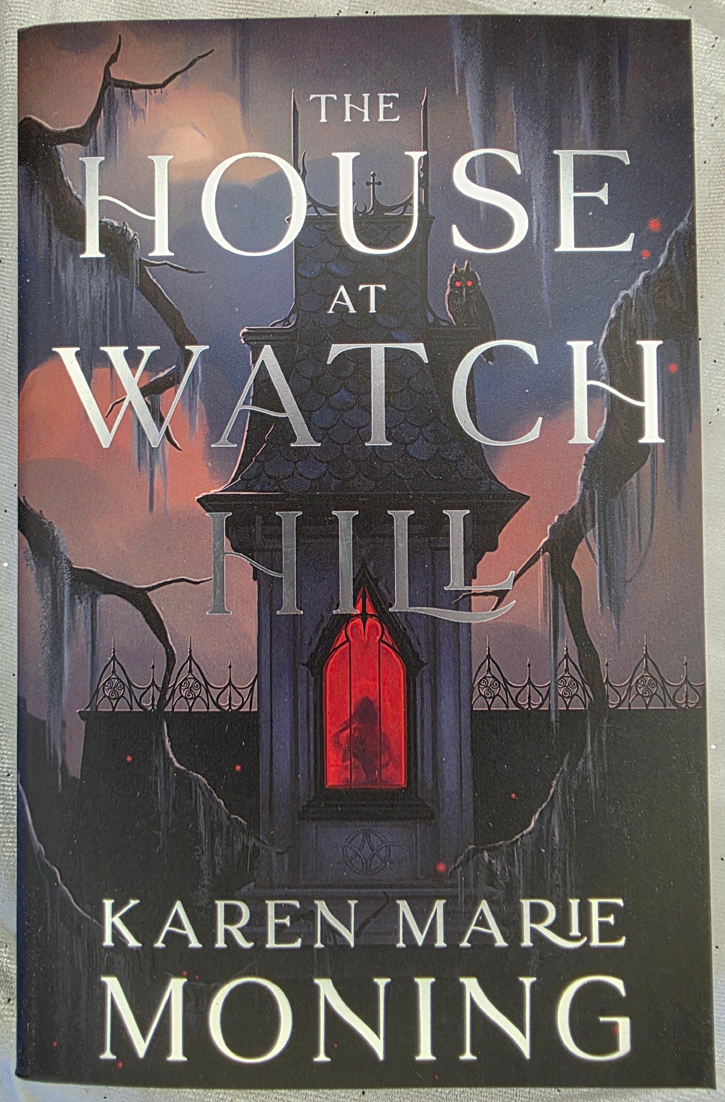 The House At Watch Hill, Karen Marie Moning (softback)