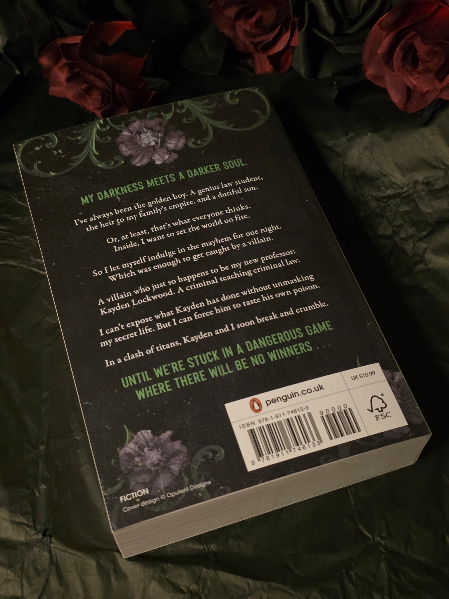 Kiss the Villain, Rena Kent - Book - The Dark Rose Emporium