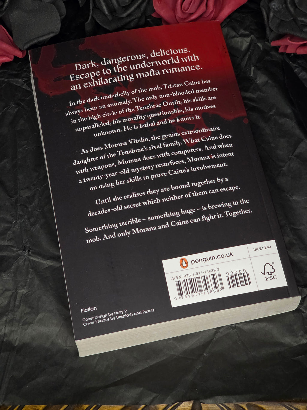 The Predator, by RuNyx (softback, english edition)