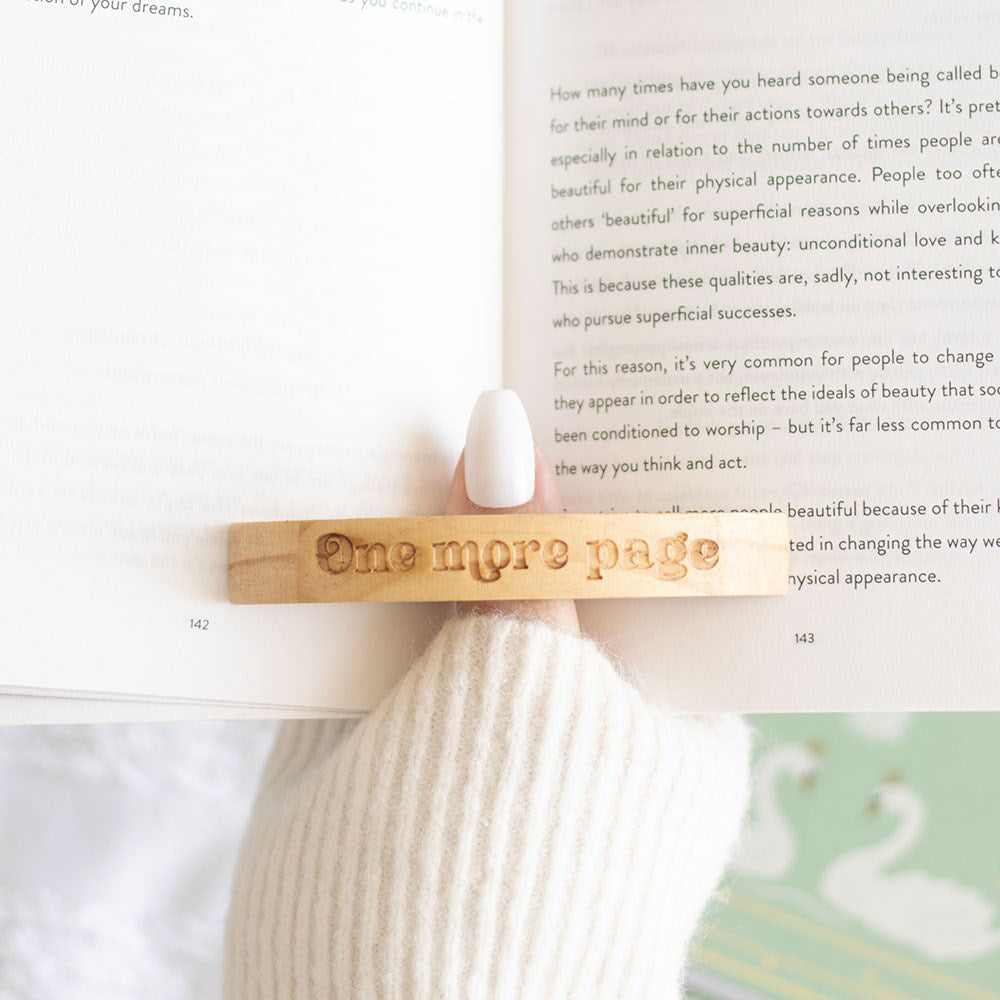 Book Worm Wooden Thumb Page Holder