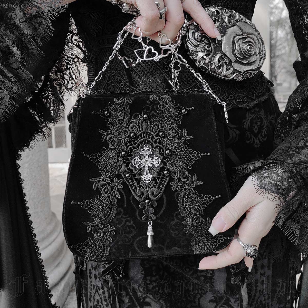 Royal Court Black Gothic Purse Bag